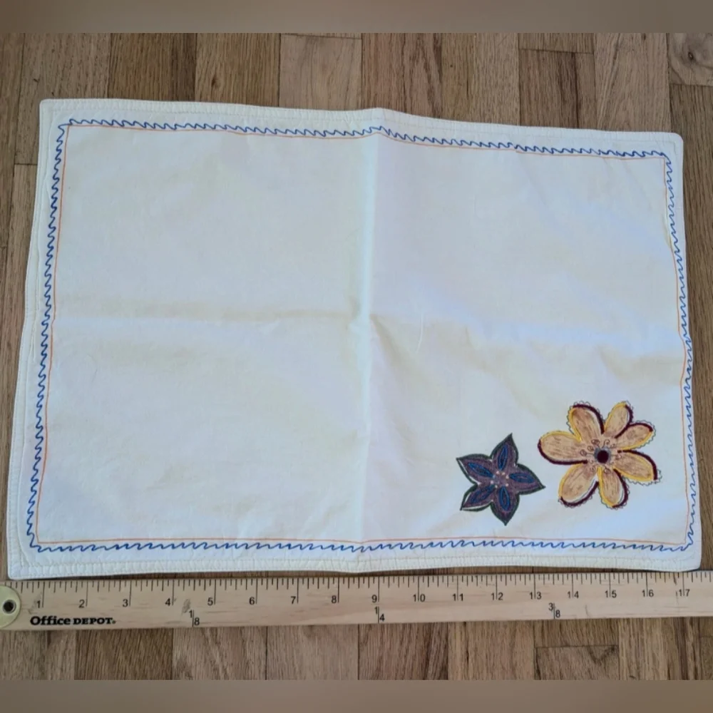 Set Of 4 Placemats Hand Stitched Applique & Embroidered Flowers Cottagecore